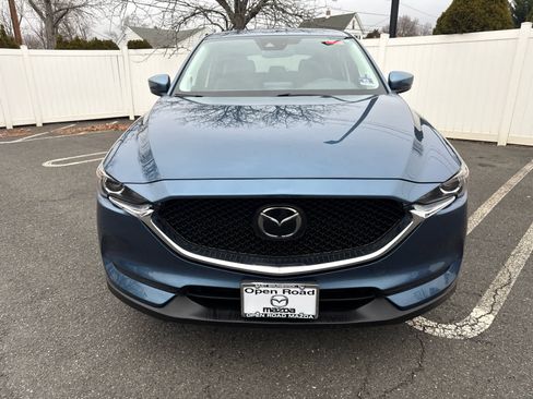 Used 2019 MAZDA CX-5 Touring image 2