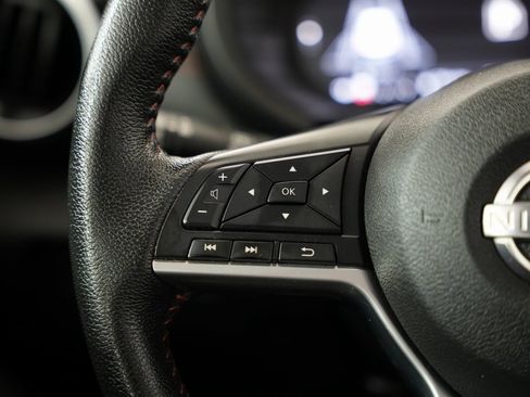 Used 2023 Nissan Kicks SR image 12