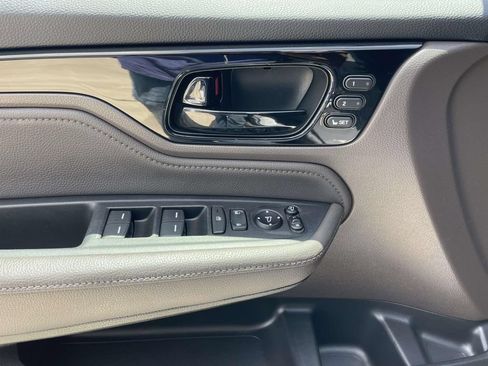 Used 2018 Honda Odyssey Elite image 18