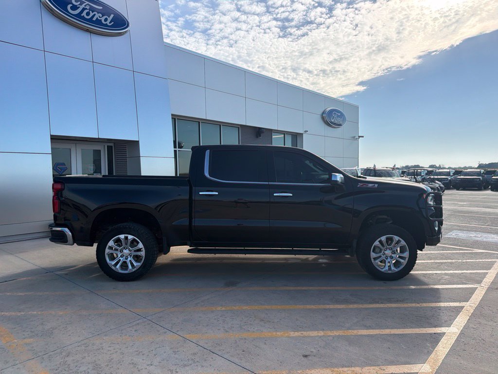 Used 2024 Chevrolet Silverado 1500 LTZ w/ LTZ Convenience Package II AWD/4WD image 10
