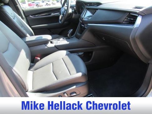 Used 2025 Cadillac XT5 Premium Luxury image 20