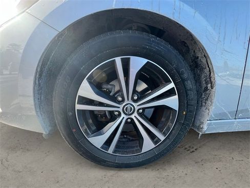 Used 2022 Nissan Sentra SV image 14