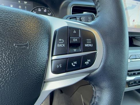 Certified 2022 Ford Explorer XLT w/ Equipment Group 202A image 26