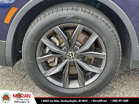 Used 2023 Volkswagen Tiguan SE FWD image 9