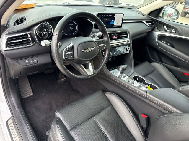 Used 2025 Genesis G70 2.5T RWD image 23