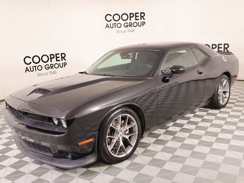 Used 2022 Dodge Challenger GT image 9