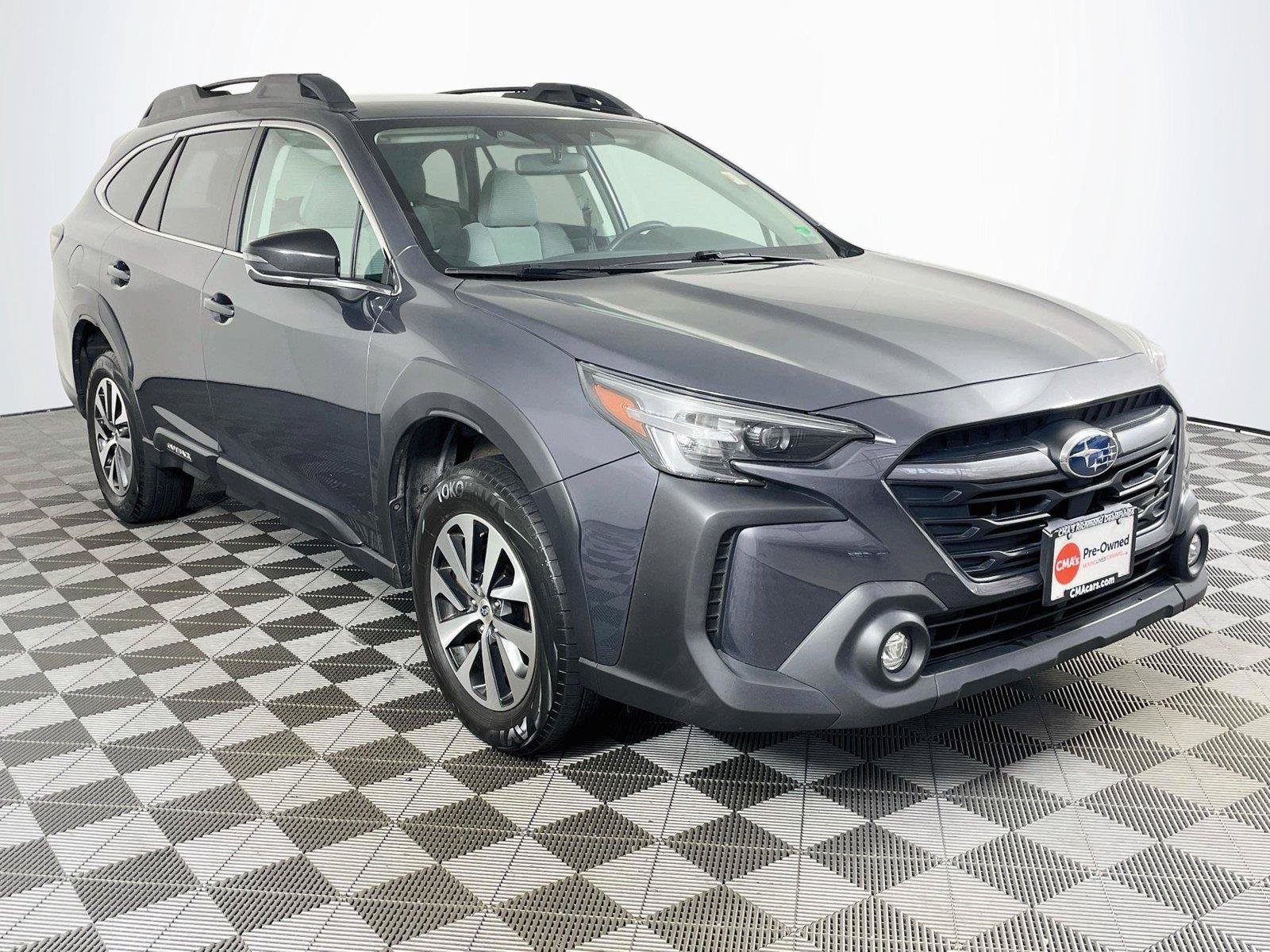 Used 2023 Subaru Outback Premium AWD/4WD image 1