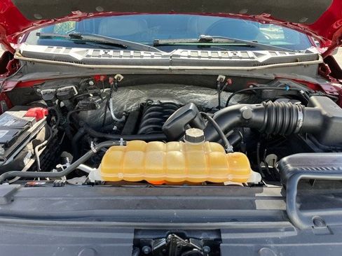 Used 2016 Ford F150 Lariat w/ Equipment Group 502A Luxury image 6