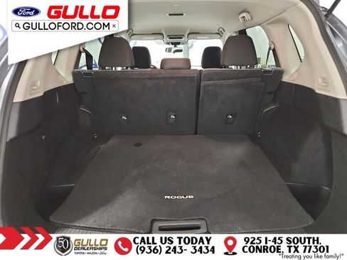 Used 2023 Nissan Rogue SV image 10