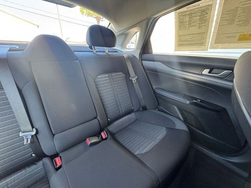 Used 2025 Kia K5 LXS image 37