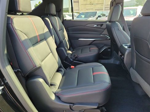 New 2026 Chevrolet Traverse RS image 19