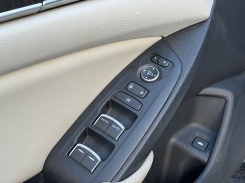 Used 2019 Honda Accord EX image 24