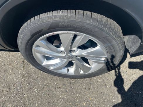 Used 2025 Buick Encore GX Preferred FWD image 31