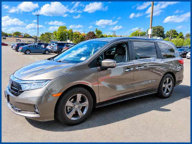 Used 2022 Honda Odyssey EX image 1