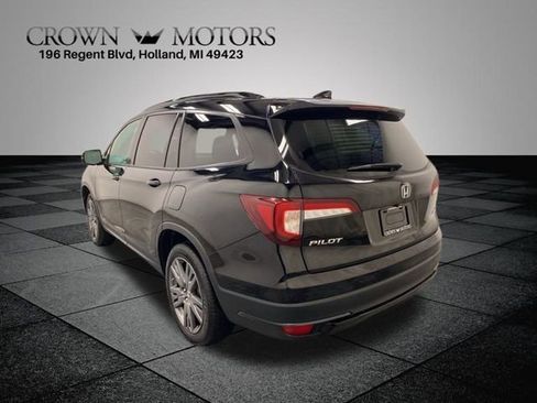 Used 2022 Honda Pilot Sport image 4