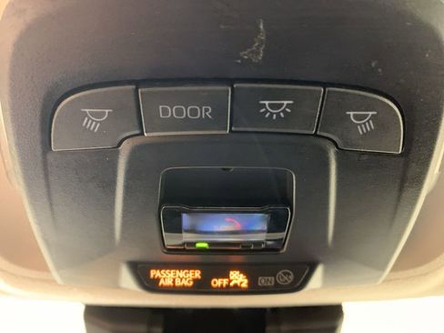 Used 2023 Toyota Corolla LE image 22