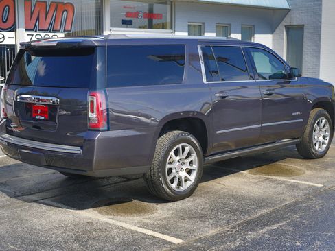 Used 2017 GMC Yukon XL Denali w/ Open Road Package image 19