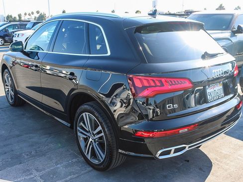 Used 2020 Audi Q5 e Premium Plus w/ Premium Plus Package image 7