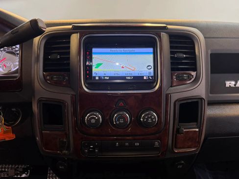 Used 2013 RAM 2500 Tradesman w/ Chrome Appearance Group AWD/4WD image 14
