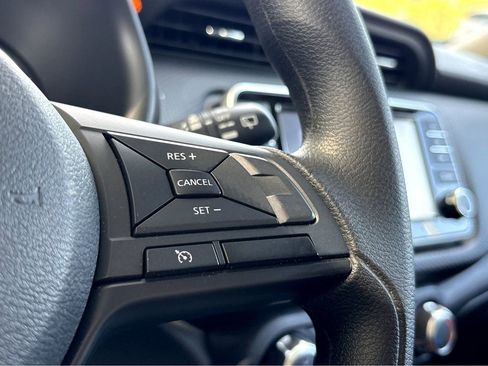 Used 2025 Nissan Kicks Play S FWD image 14