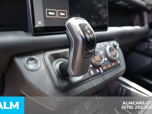 Used 2023 Land Rover Defender 110 V8 image 34