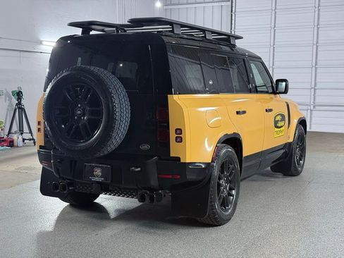 Used 2022 Land Rover Defender 110 X-Dynamic SE image 8