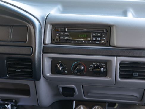 Used 1996 Ford F350 4x4 Crew Cab image 39