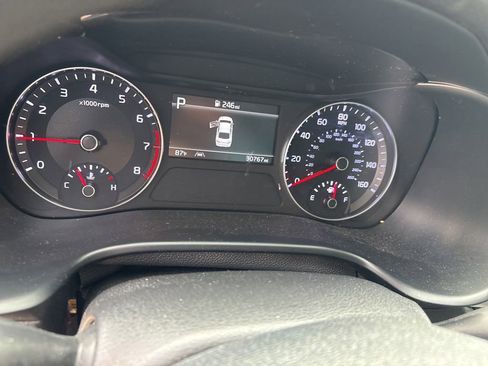 Used 2024 Kia Forte LXS w/ LXS Technology Package FWD image 12