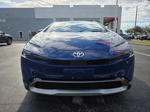 New 2026 Toyota Prius Plug-In Hybrid FWD image 2