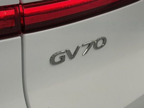 New 2026 Genesis GV70 2.5T image 7