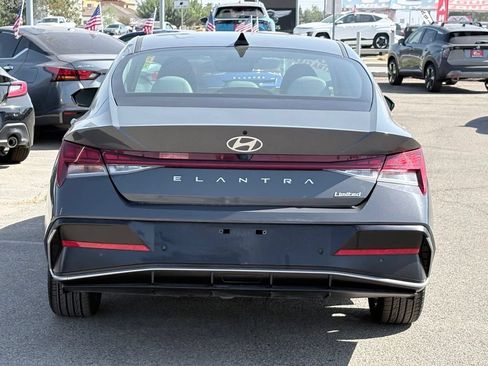 Used 2024 Hyundai Elantra Limited FWD image 6