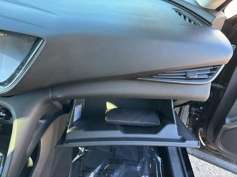 Used 2023 Buick Envision Essence w/ Sport Touring Package image 35