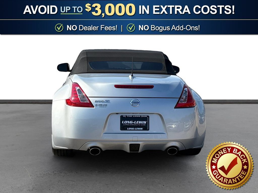 Used 2012 Nissan 370Z Touring RWD image 5