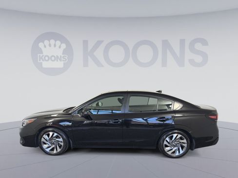 Used 2024 Subaru Legacy Limited image 2