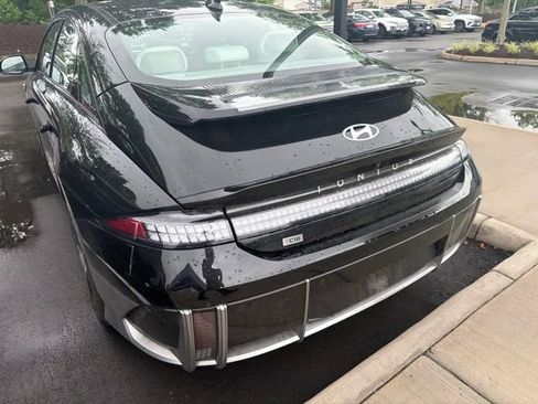 Used 2024 Hyundai Ioniq 6 Limited AWD/4WD image 6