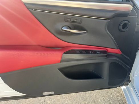 Used 2019 Lexus ES 350 F Sport w/ Accessory Package 2 image 4