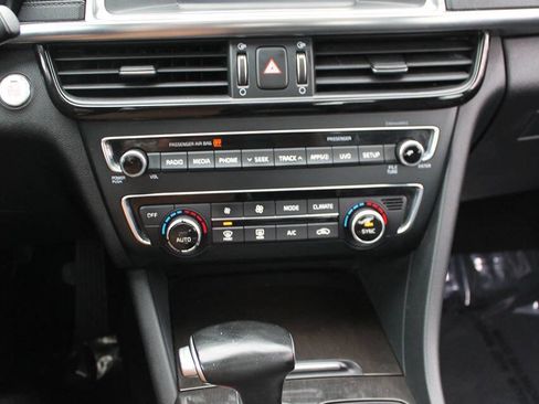 Used 2018 Kia Optima EX w/ Premium Package image 31
