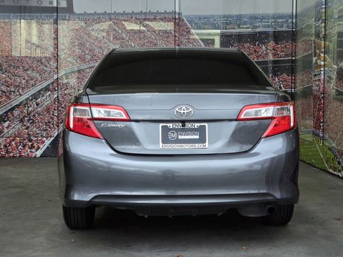Used 2012 Toyota Camry LE image 6