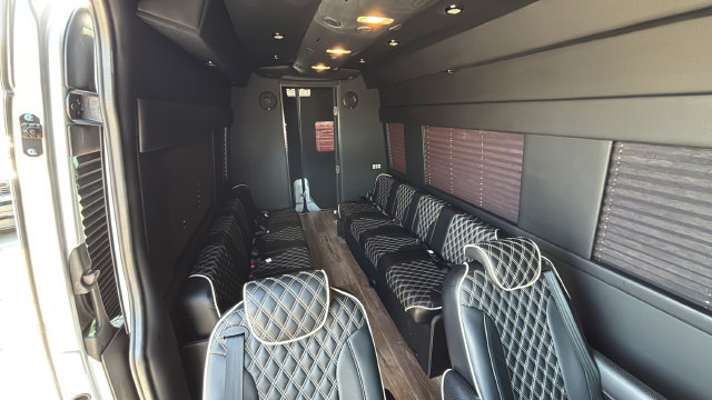 Used 2021 Mercedes-Benz Sprinter 2500 image 47