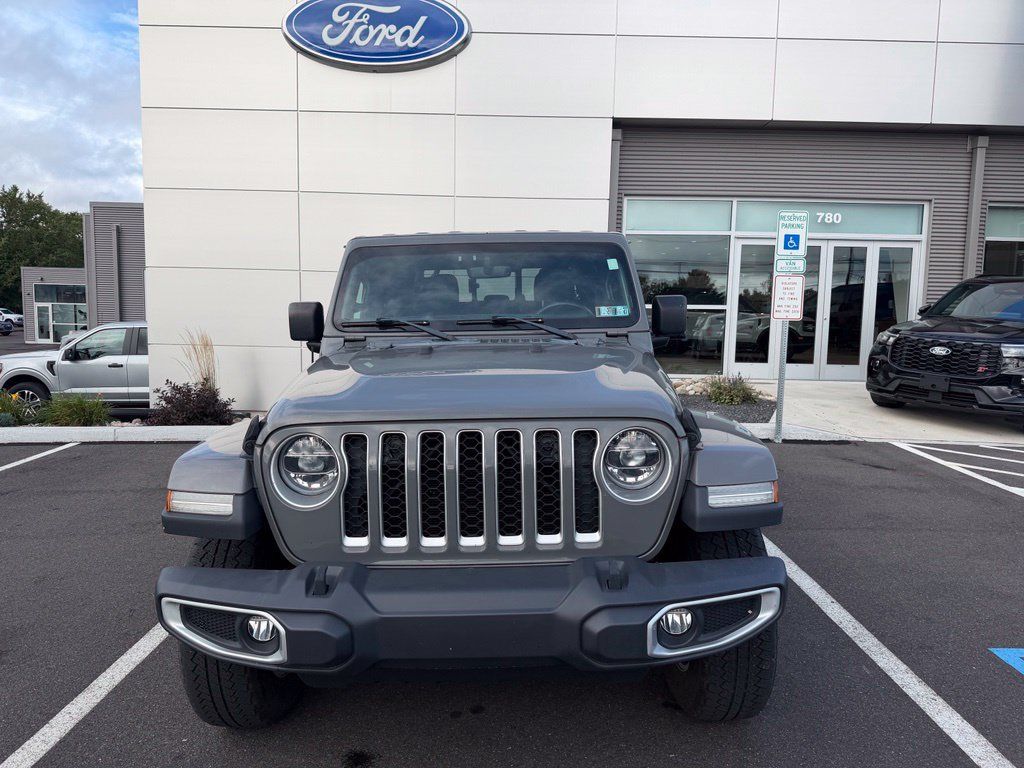 Used 2020 Jeep Gladiator Overland AWD/4WD image 2