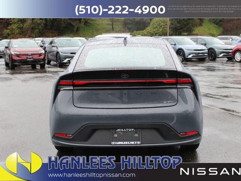 Used 2024 Toyota Prius LE image 7