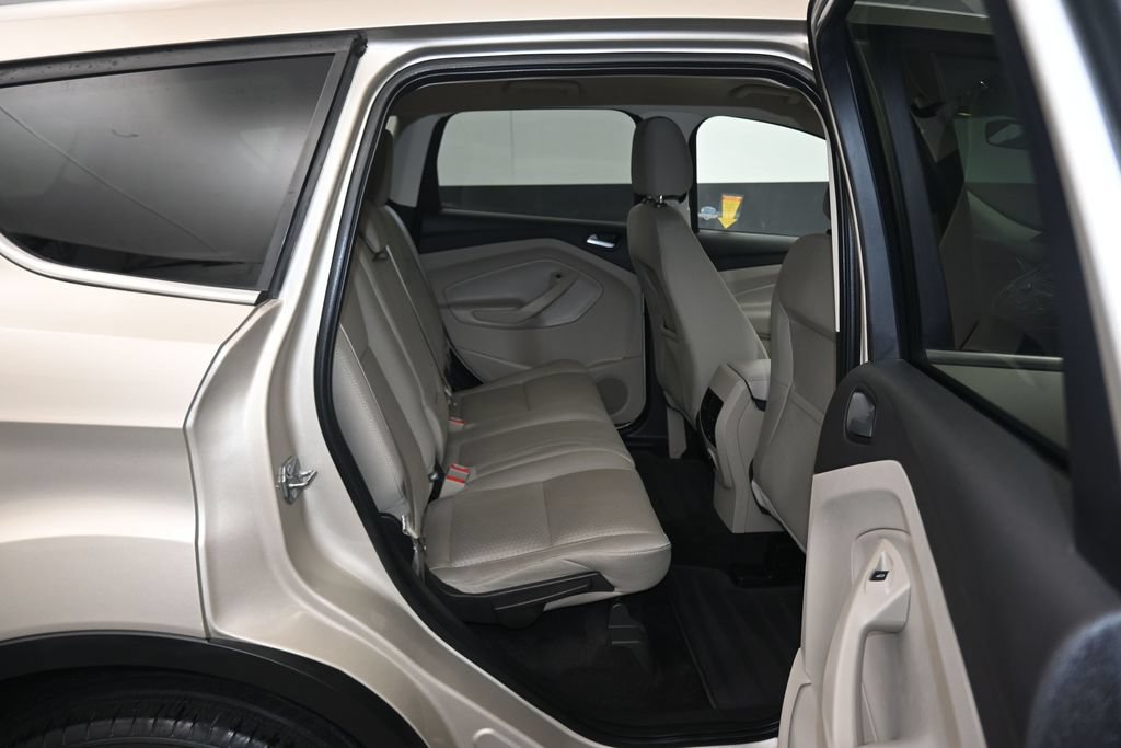 Used 2017 Ford Escape SE AWD/4WD image 37