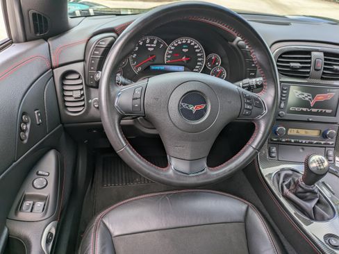 Used 2013 Chevrolet Corvette 427 w/ 1SC Preferred Equipment Group RWD image 16