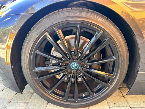 Used 2019 BMW i8 Roadster AWD/4WD image 58
