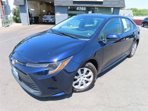 Used 2026 Toyota Corolla LE FWD image 4