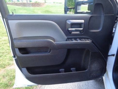 Used 2019 Chevrolet Silverado 3500 W/T w/ WT Convenience Package AWD/4WD image 11