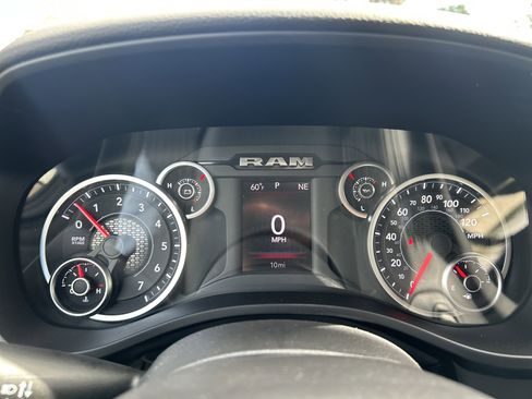New 2026 RAM 1500 4x4 Crew Cab image 19