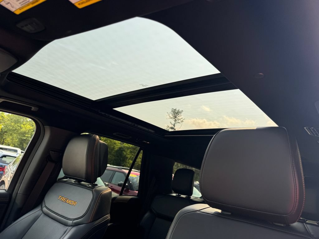 Used 2026 Ford Expedition Tremor AWD/4WD image 38