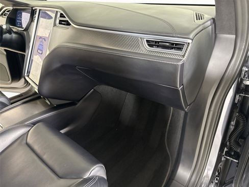Used 2018 Tesla Model X 100D AWD/4WD image 27