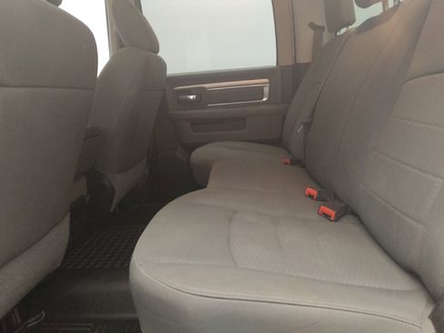Used 2019 RAM 1500 Classic SLT RWD image 18
